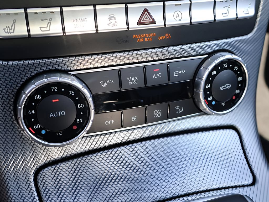 Used 2019 Mercedes-Benz SLC 43 AMG image 27