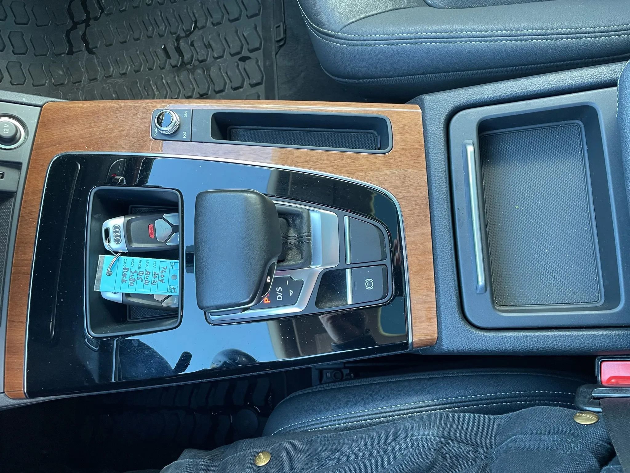 Used 2021 Audi Q5 2.0T Premium w/ Convenience Package image 16