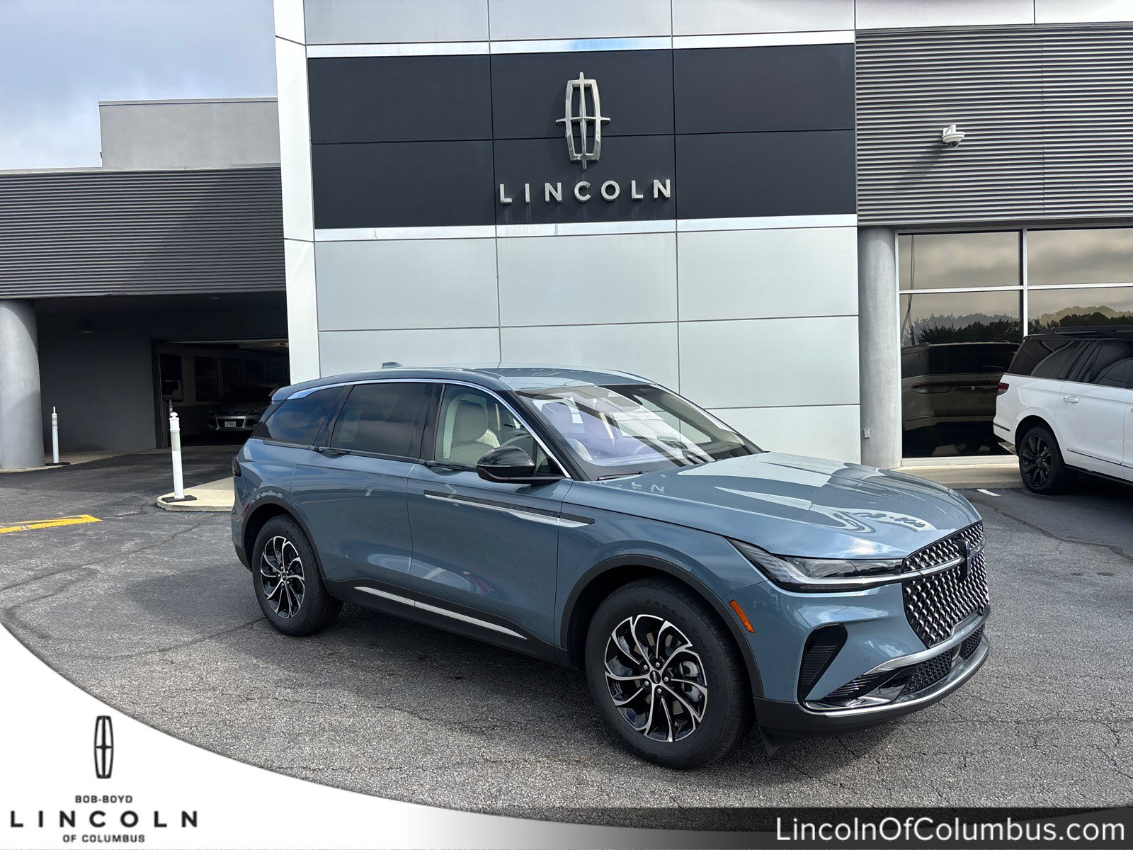 New 2025 Lincoln Nautilus Premier