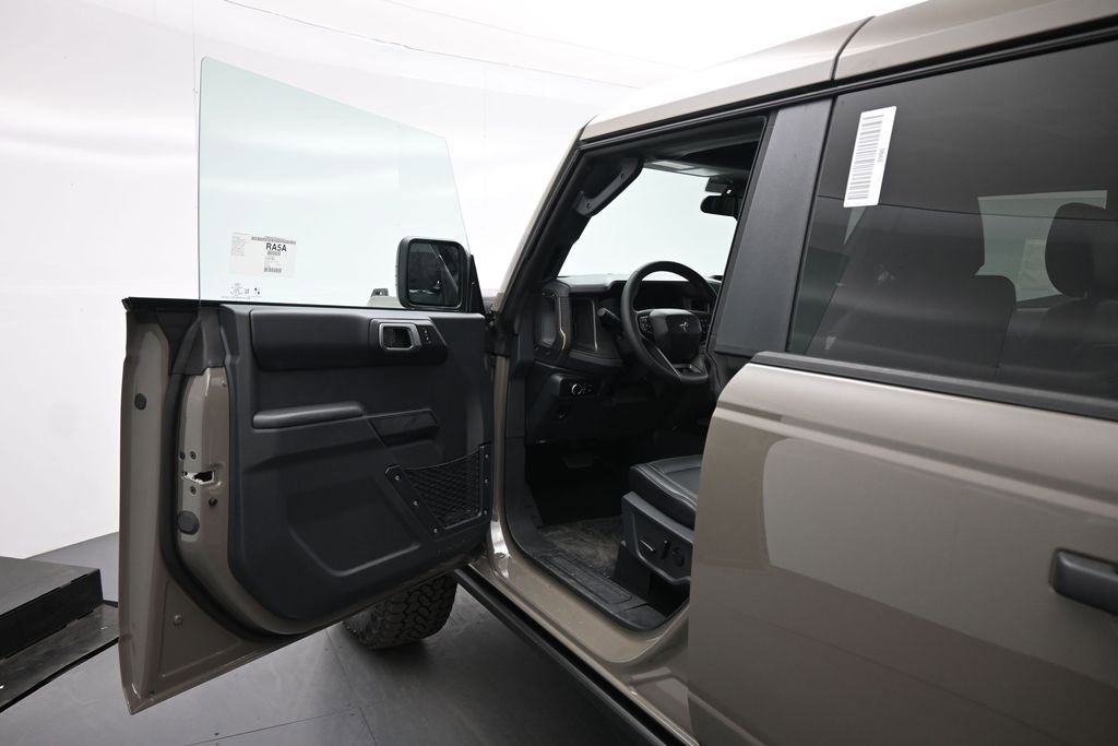 New 2026 Ford Bronco Badlands AWD/4WD image 8