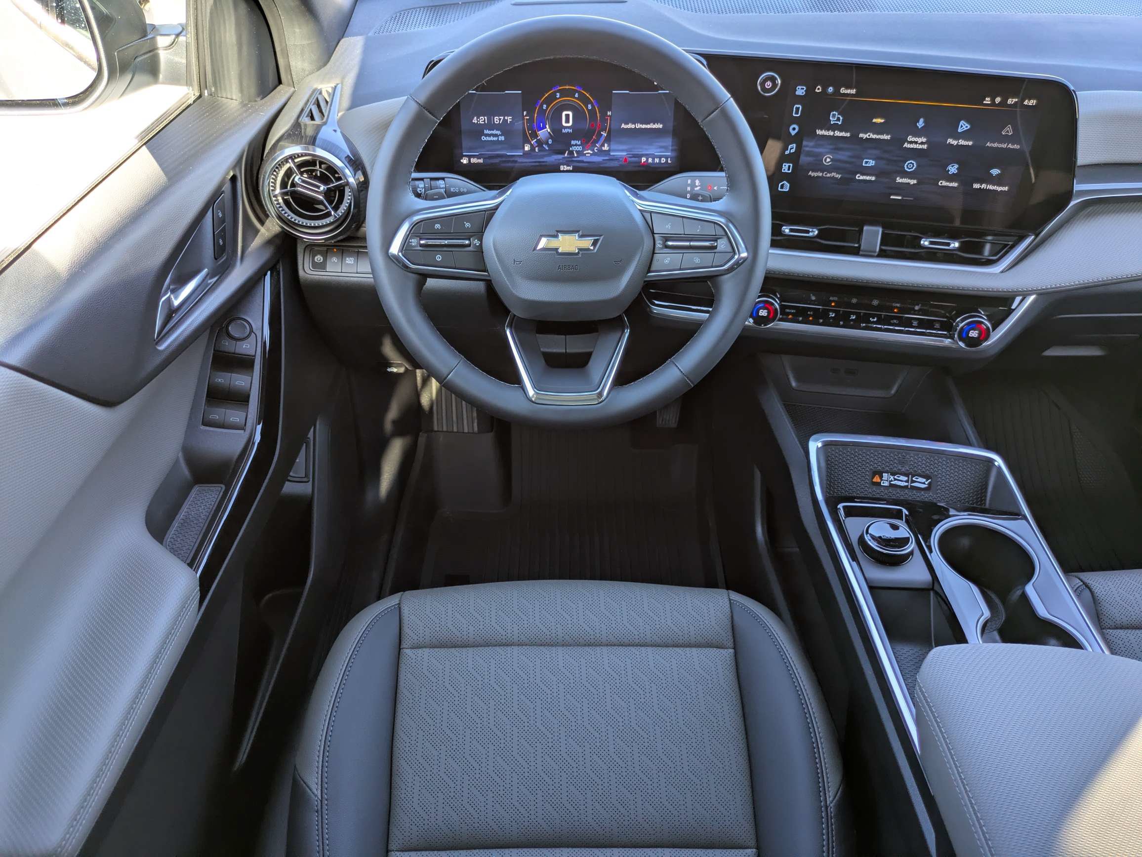 New 2027 Chevrolet Equinox LT w/ Convenience Package II FWD image 4