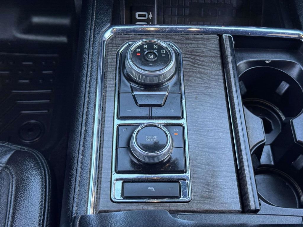 Used 2018 Ford Expedition Limited image 8