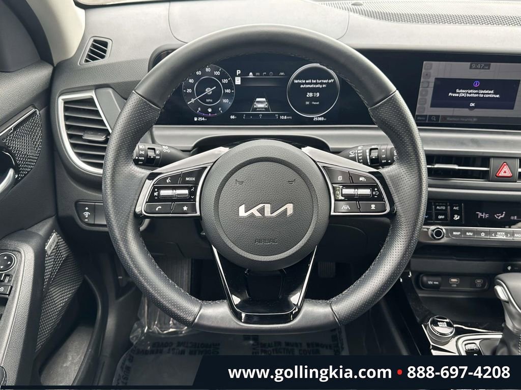 Certified 2024 Kia Seltos SX AWD/4WD image 13