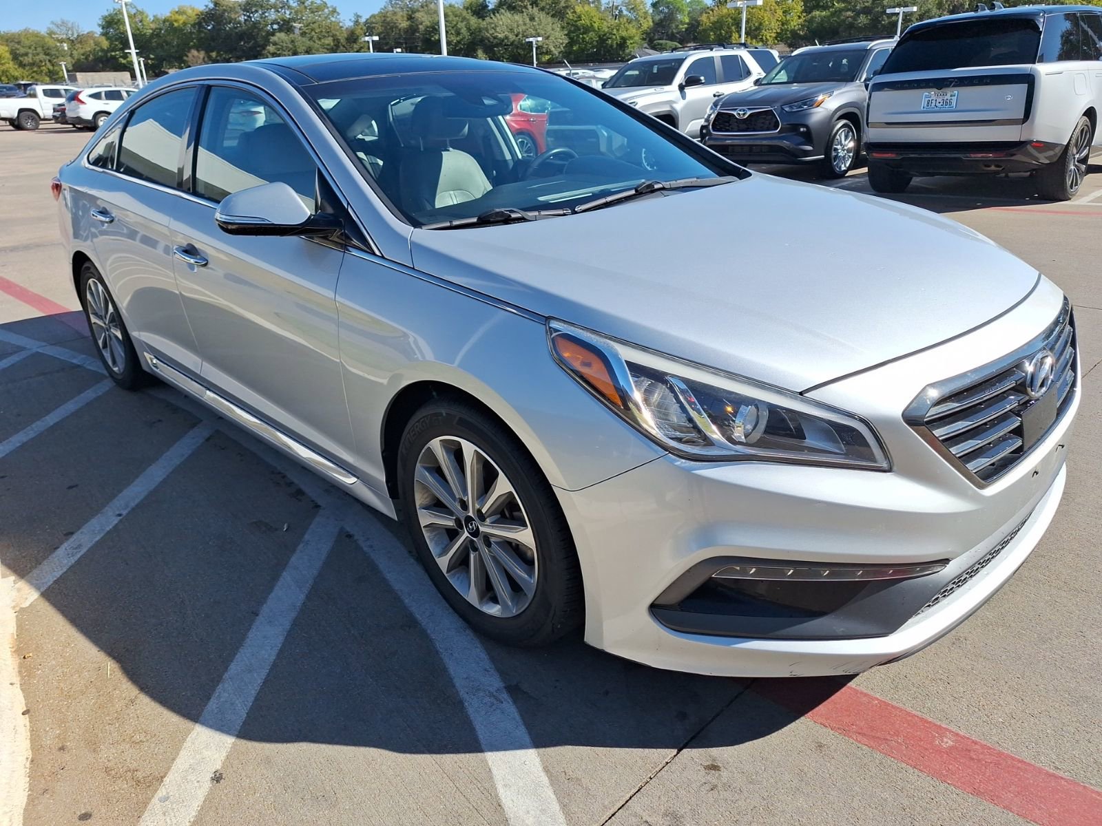 Used 2016 Hyundai Sonata Limited w/ Option Group 05 image 8