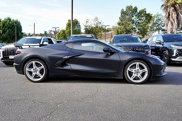 Used 2024 Chevrolet Corvette Stingray Preferred Cpe w/ Stealth Interior Trim Package RWD image 3