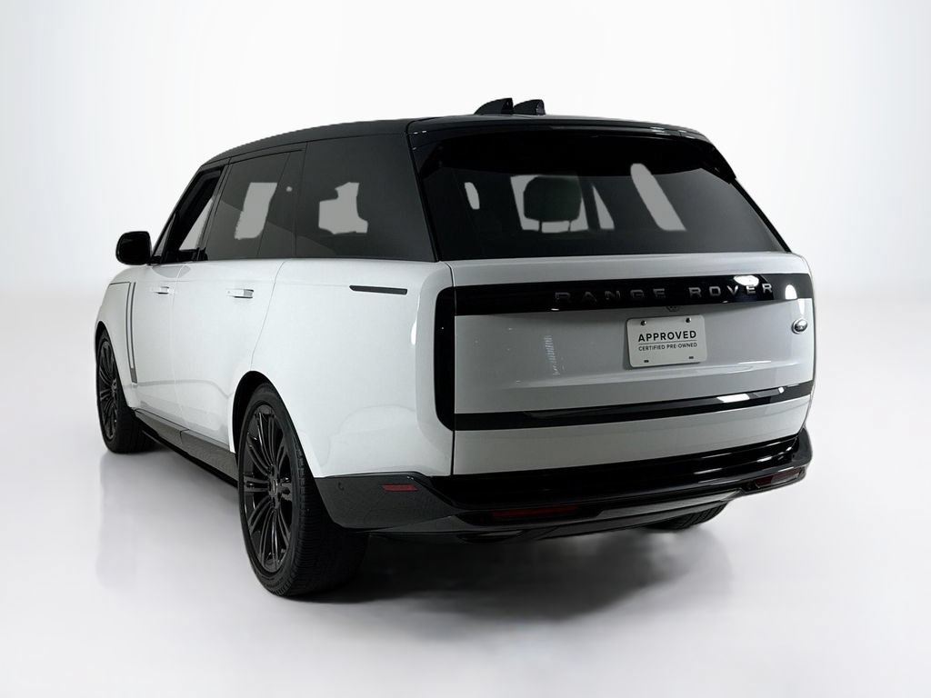 Used 2023 Land Rover Range Rover Long Wheelbase SE AWD/4WD image 3