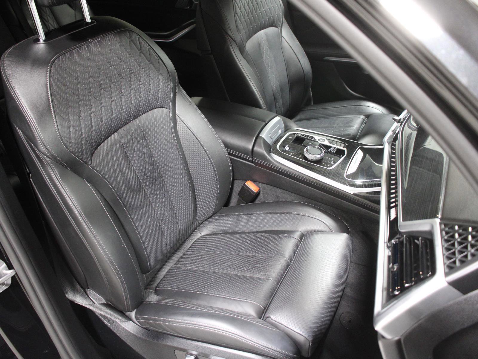 Certified 2023 BMW X7 M60i w/ Executive Package image 20