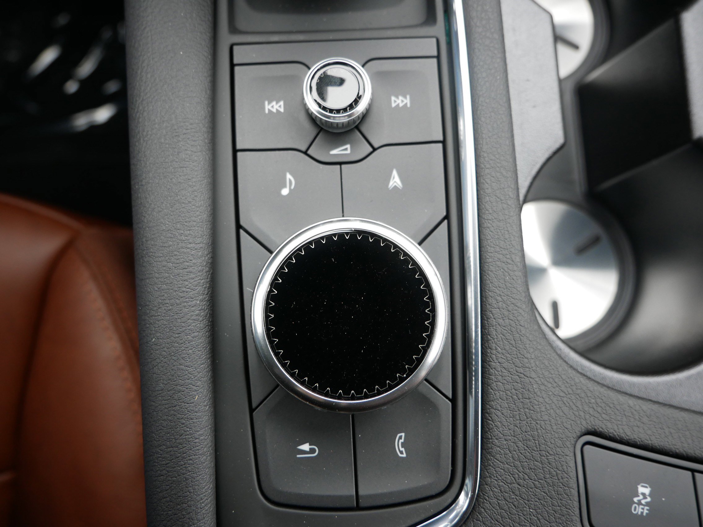 New 2026 Cadillac XT5 Sportv w/ LPO, Onyx Lite Package image 24