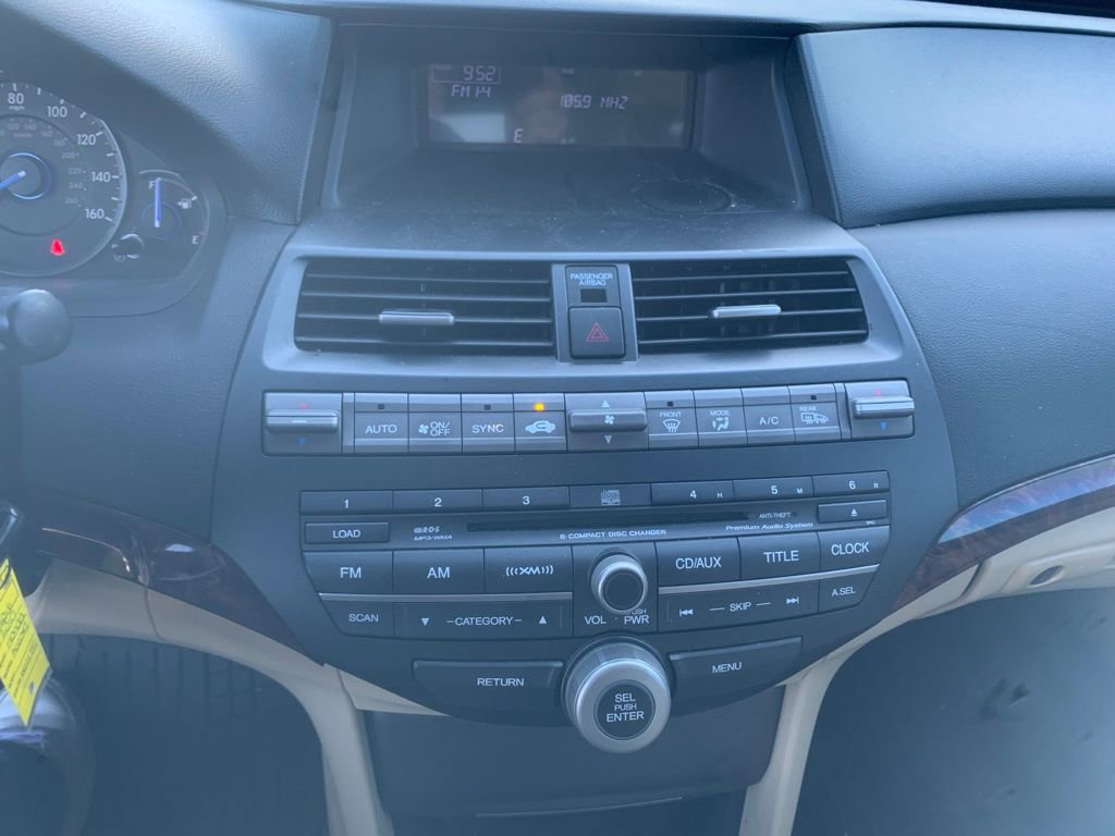 Used 2010 Honda Crosstour EX-L image 18