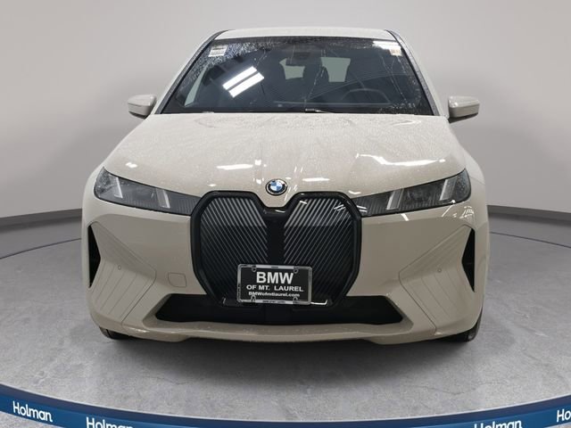 Used 2026 BMW iX xDrive45 image 3