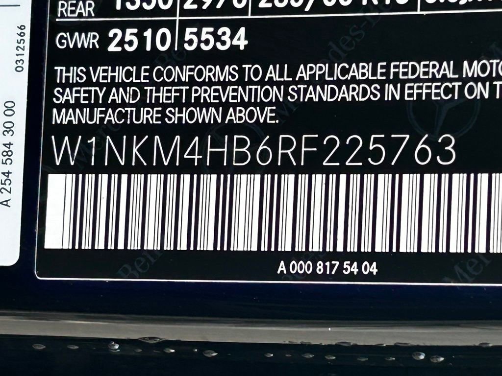 Used 2024 Mercedes-Benz GLC 300 4MATIC image 50