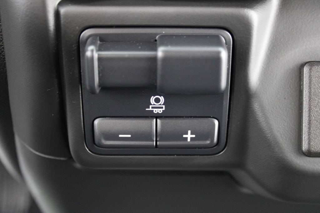 Used 2021 GMC Sierra 1500 4x4 Crew Cab w/ Sierra Value Package image 22