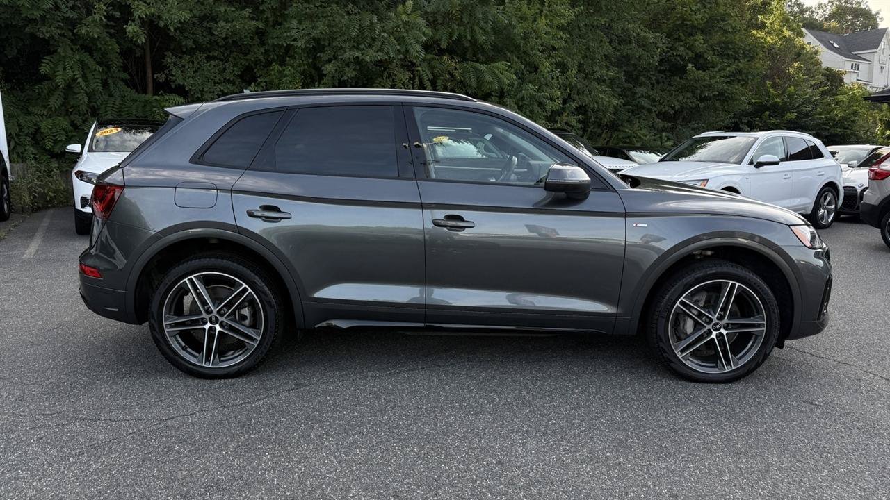 Used 2022 Audi Q5 e Premium Plus w/ Premium Plus Package AWD/4WD image 19