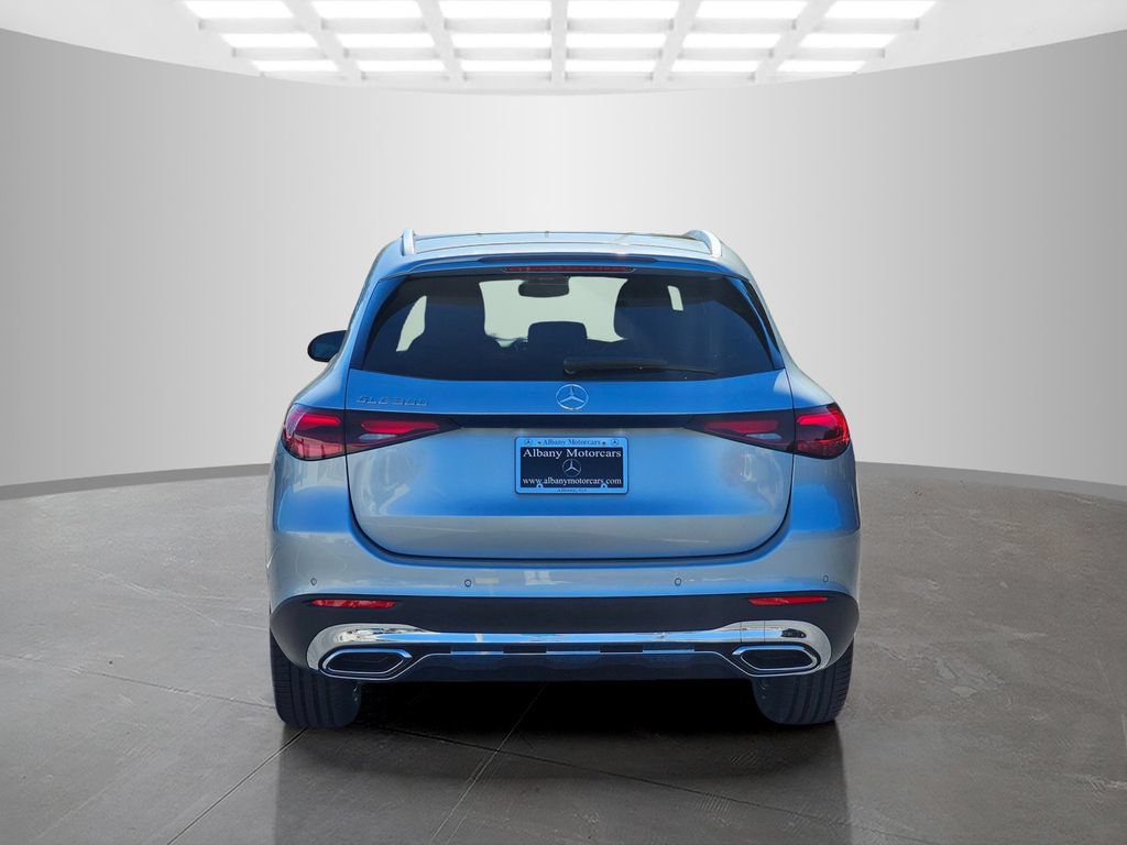 Used 2026 Mercedes-Benz GLC 300 image 5