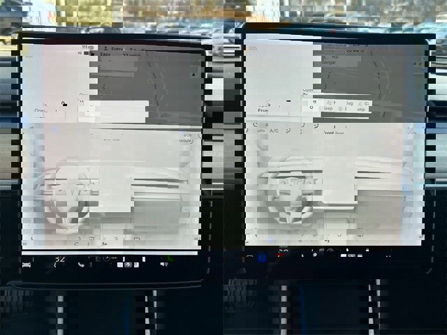 Used 2020 Tesla Model 3 image 20