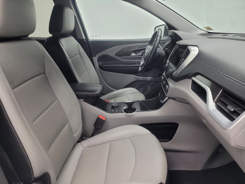 Used 2023 GMC Terrain SLT image 21
