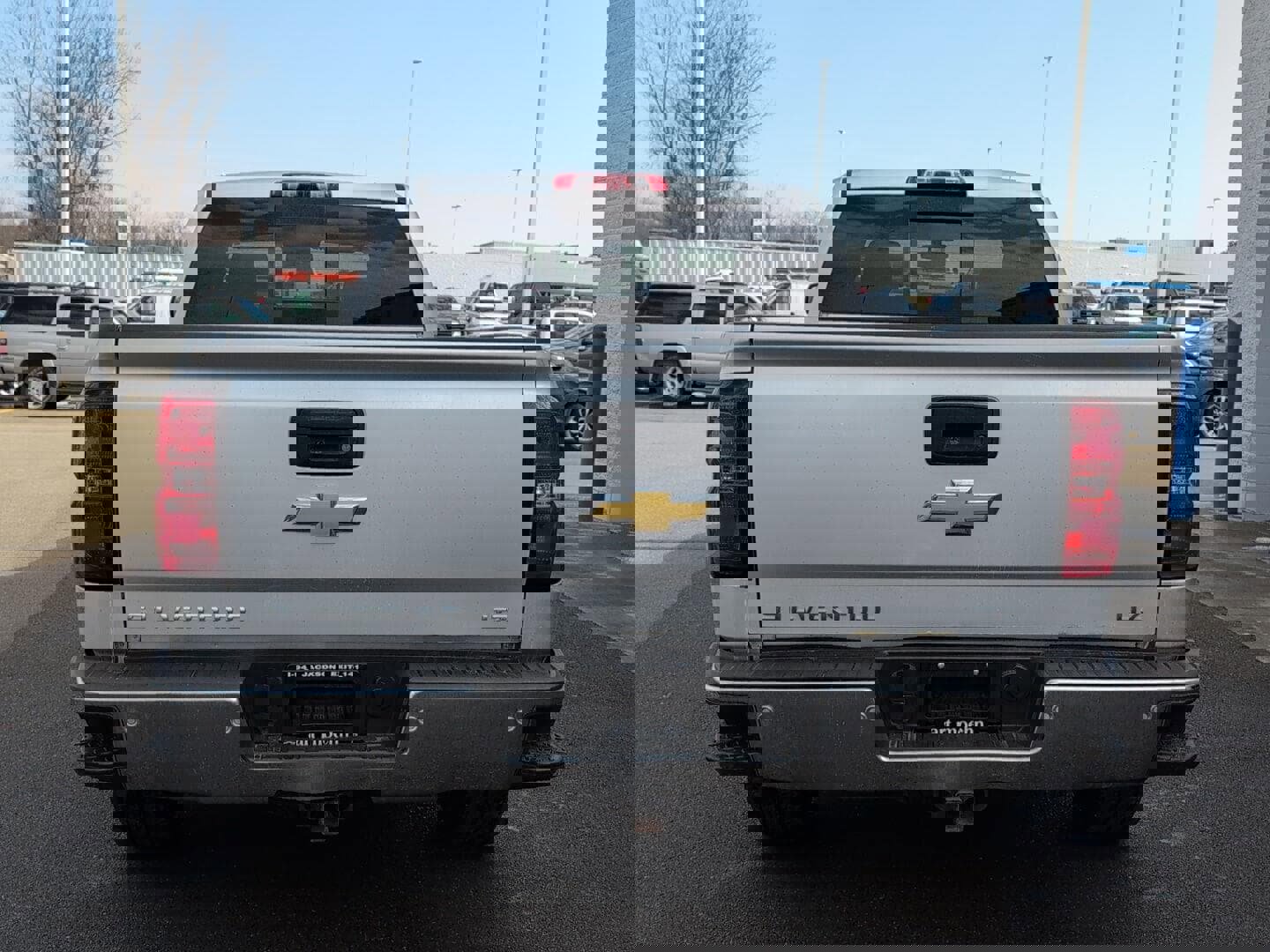 Used 2015 Chevrolet Silverado 1500 LTZ Z71 w/ LTZ Plus Package image 4