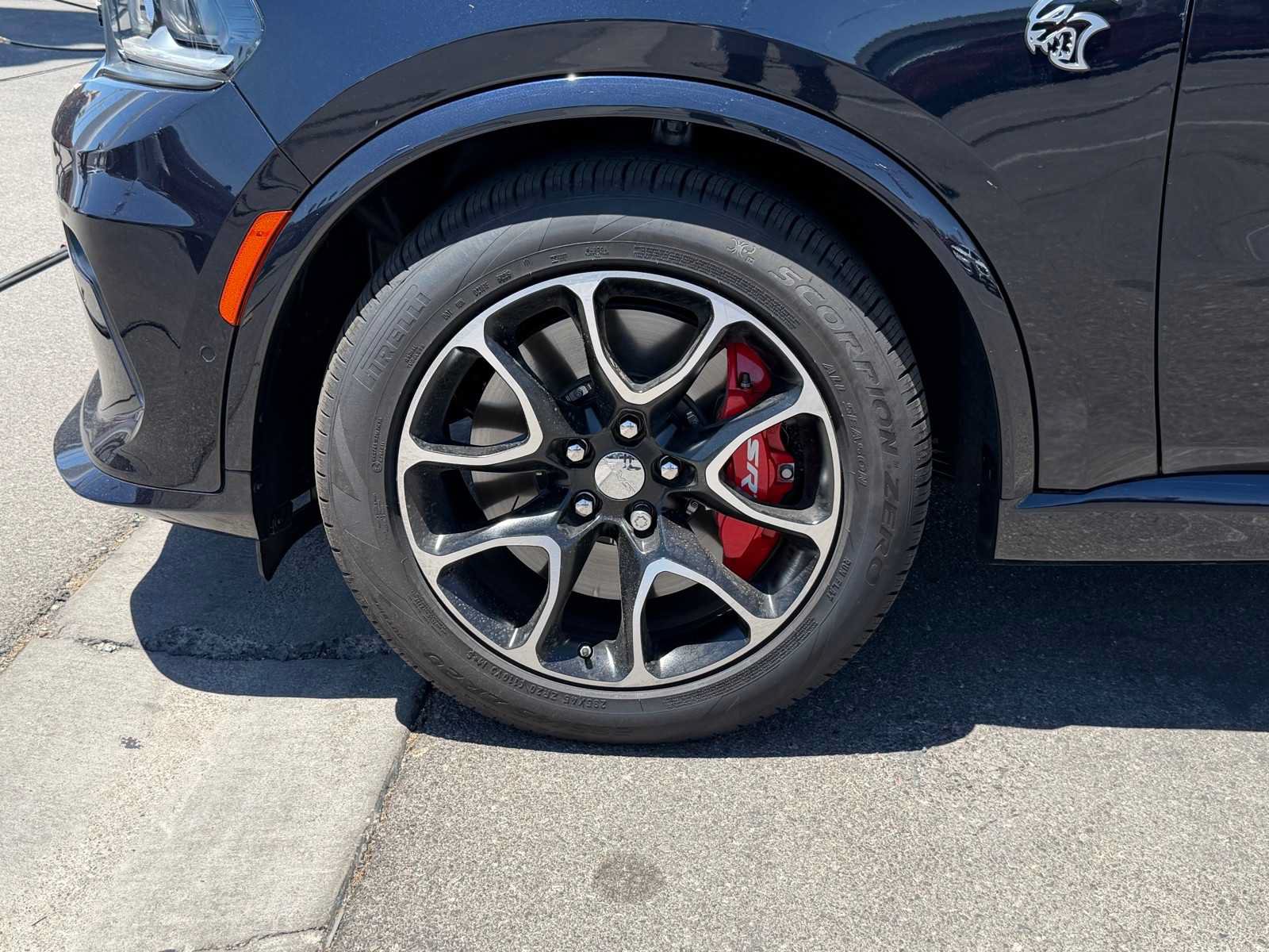 New 2026 Dodge Durango SRT Hellcat w/ 3rd Row Seating Group AWD/4WD image 34