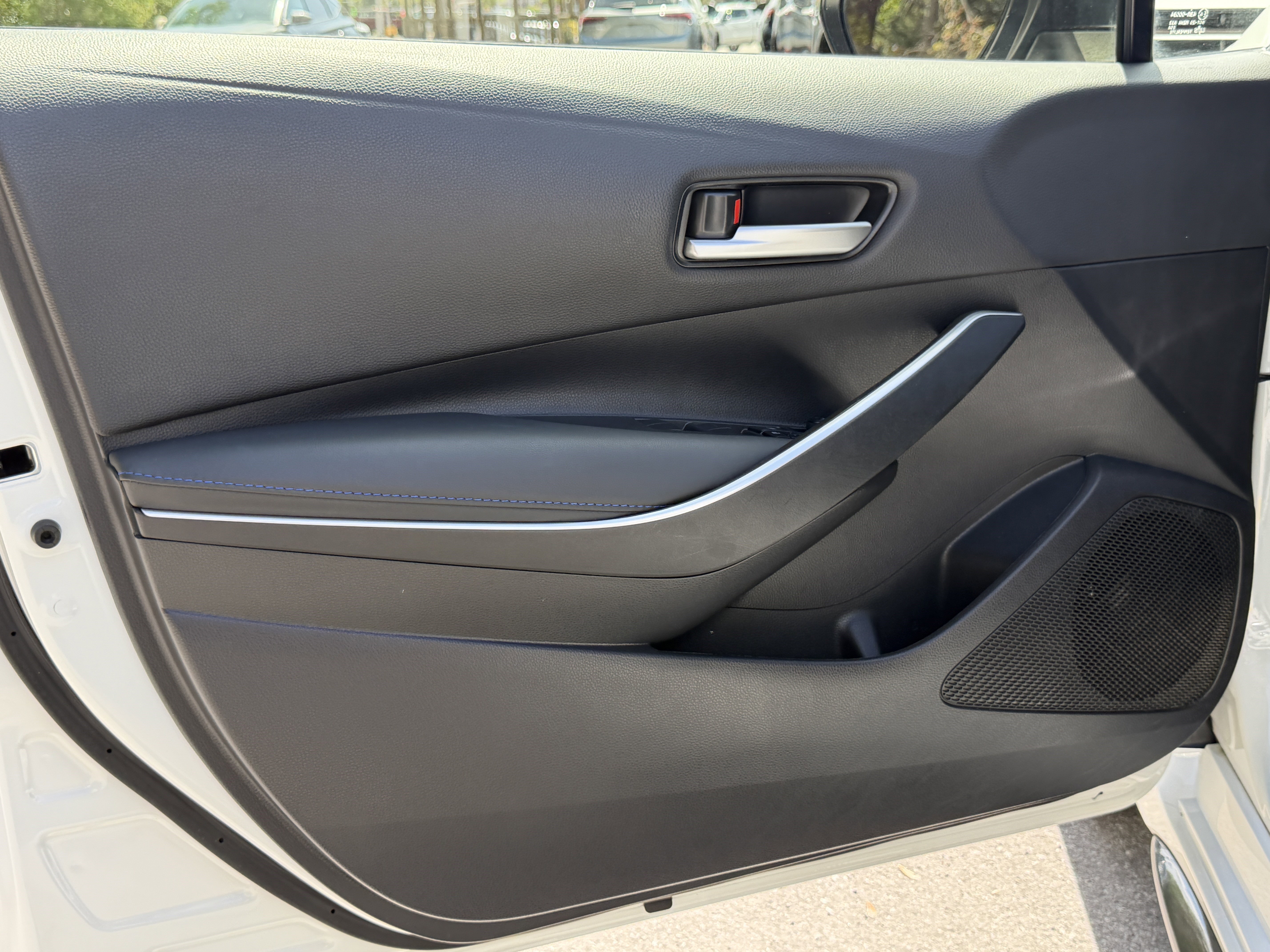 Used 2021 Toyota Corolla SE FWD image 42