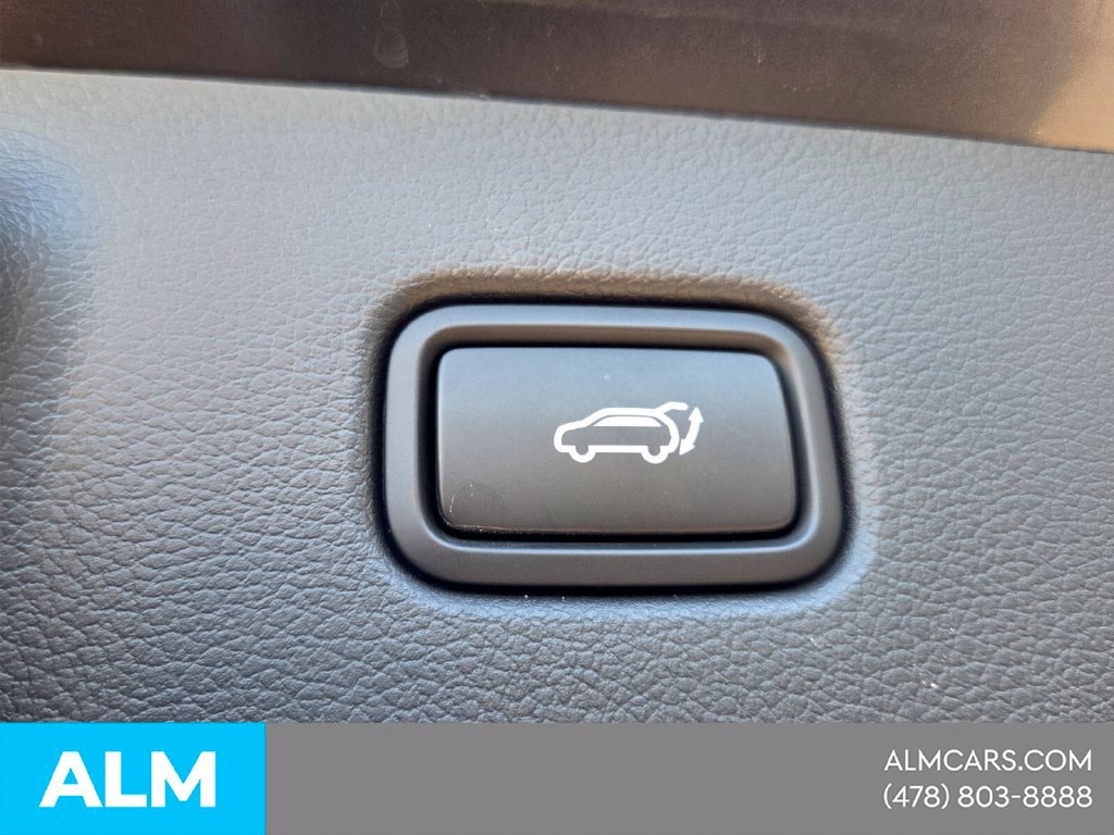 Used 2025 Hyundai Palisade SEL FWD image 12