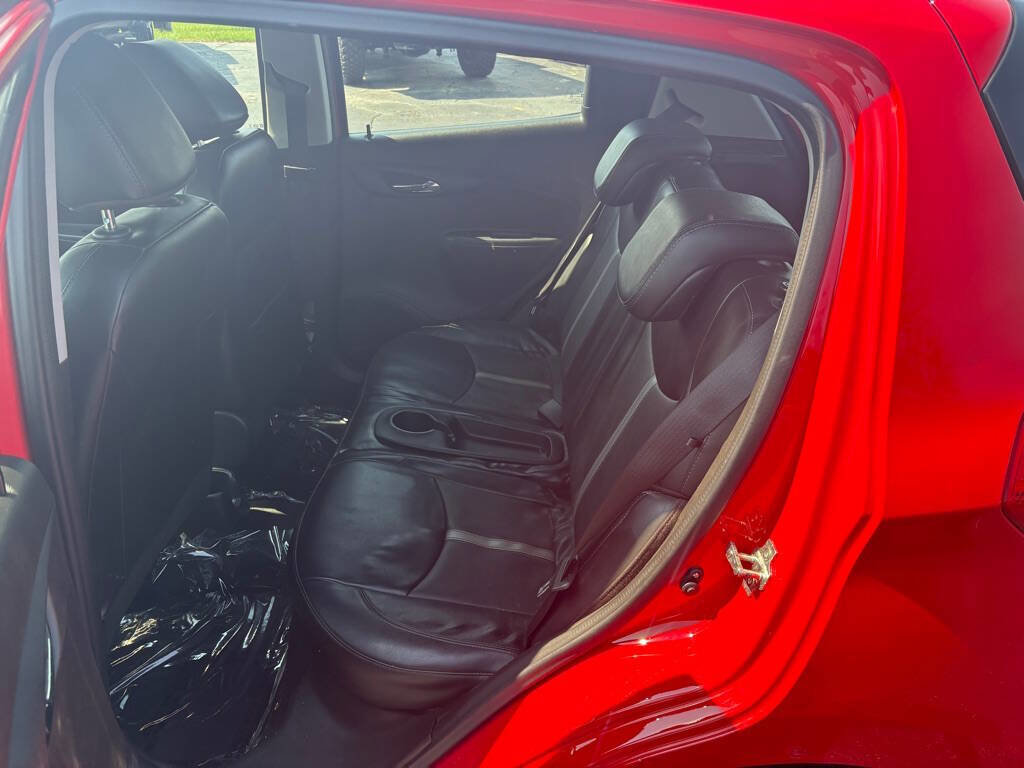 Used 2020 Chevrolet Spark LT w/ Driver Confidence Package FWD image 7