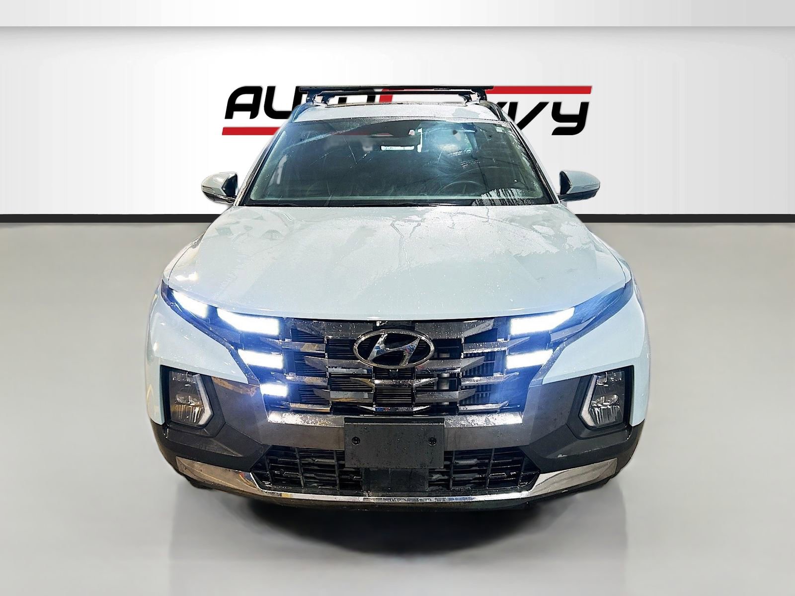 Used 2024 Hyundai Santa Cruz Limited AWD/4WD image 2