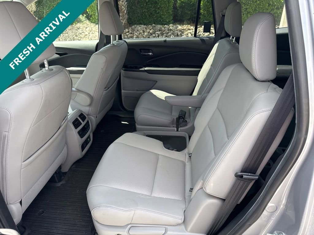 Used 2021 Honda Pilot Elite image 24