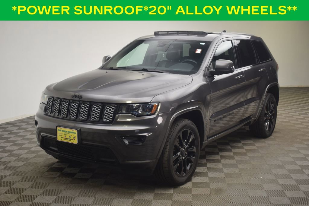 Used 2020 Jeep Grand Cherokee Altitude AWD/4WD image 3