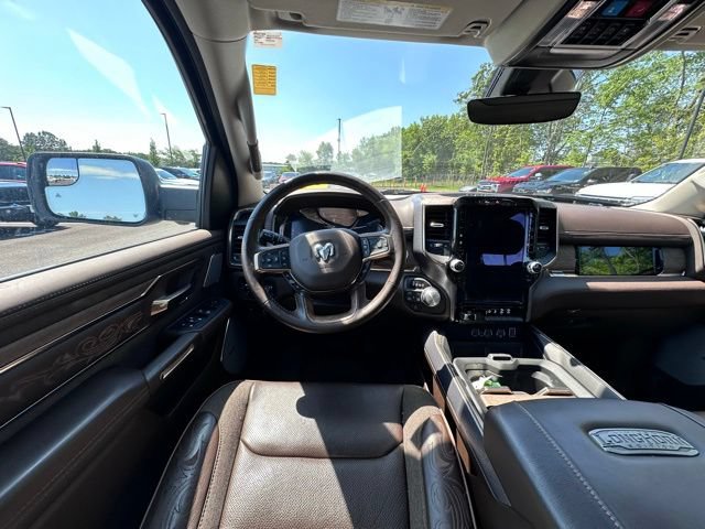 Used 2025 RAM 1500 Limited AWD/4WD image 16