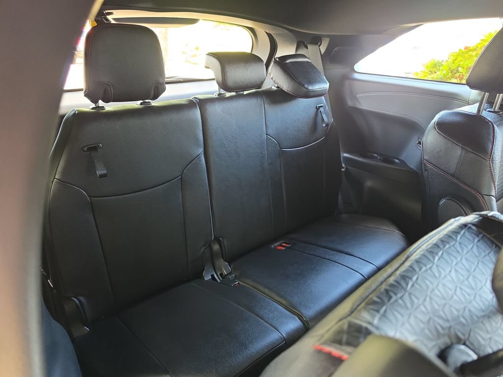 Used 2025 Toyota Sienna XSE AWD/4WD image 32