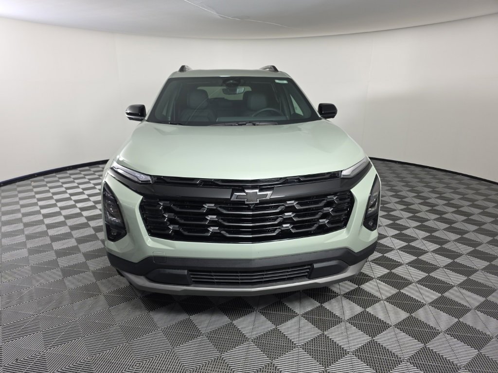 New 2026 Chevrolet Equinox LT w/ Convenience Package II image 8