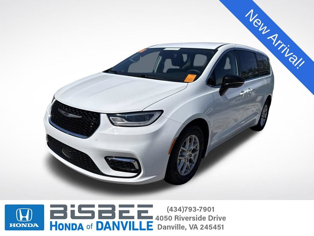 Used 2024 Chrysler Pacifica Touring-L