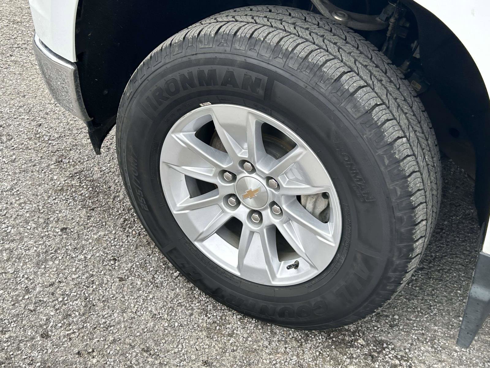 Used 2025 Chevrolet Silverado 1500 LT image 9