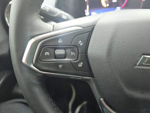 Used 2025 Chevrolet Trax ACTIV w/ Sunroof Package image 10