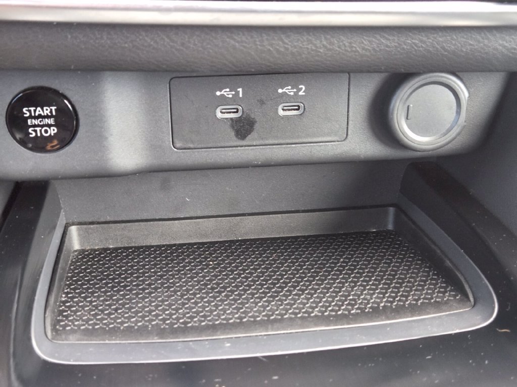 Used 2026 Nissan Rogue S FWD image 17