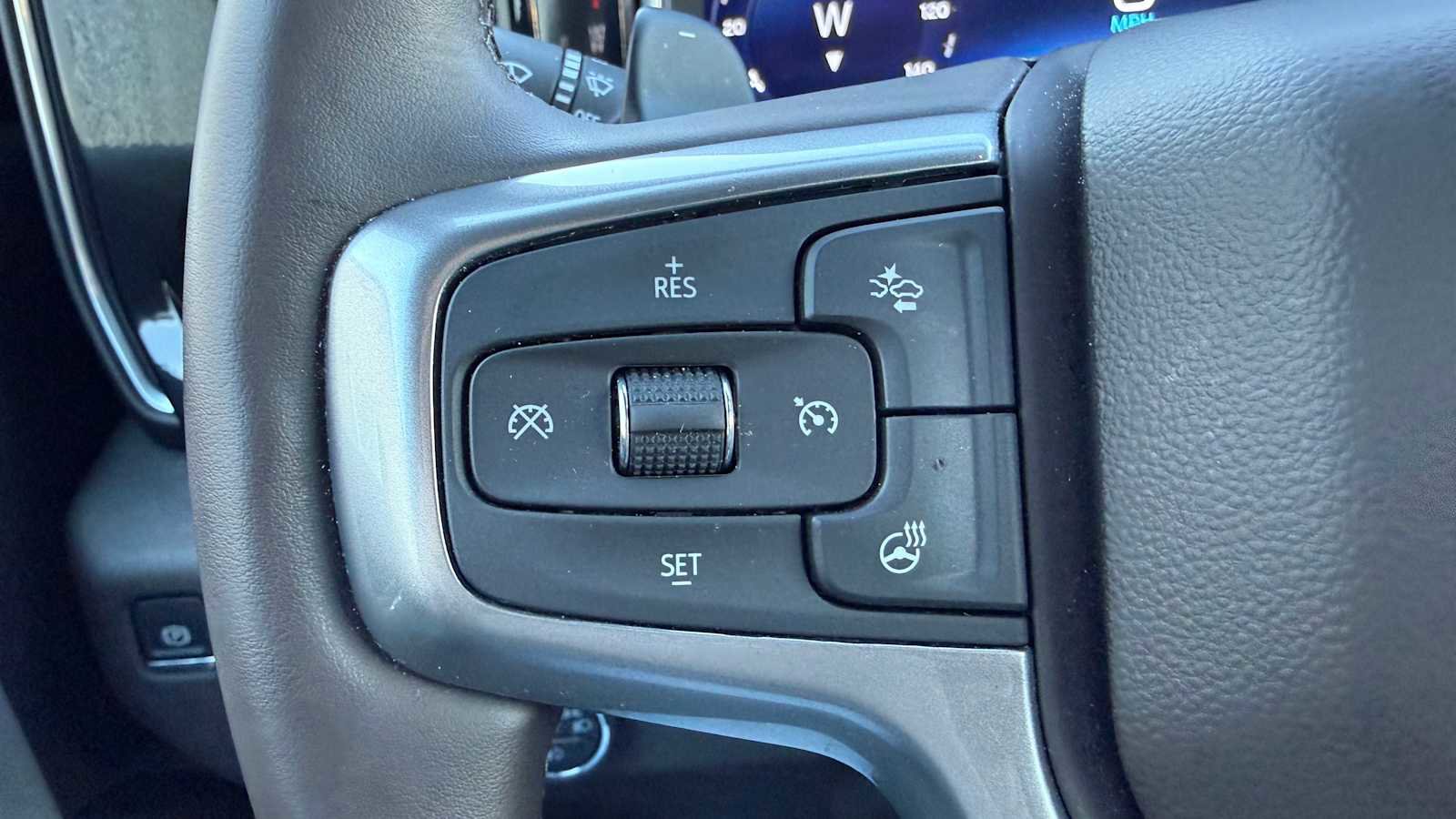 Used 2024 Chevrolet Silverado 1500 LTZ AWD/4WD image 15