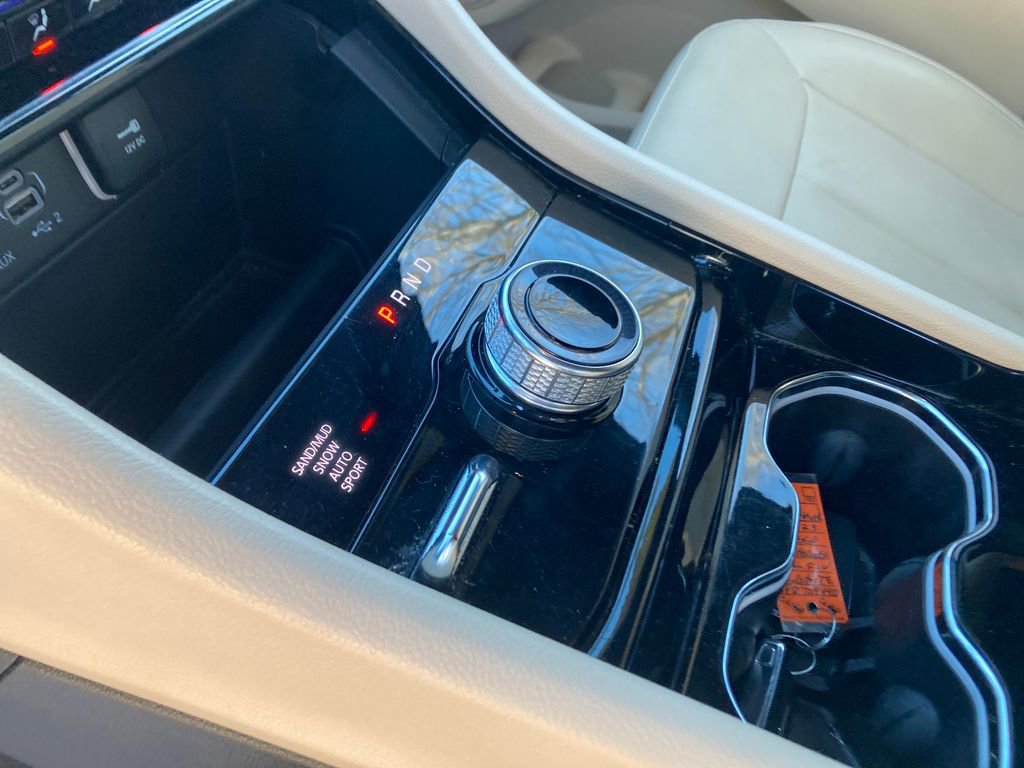 Used 2023 Jeep Grand Cherokee L Limited image 28