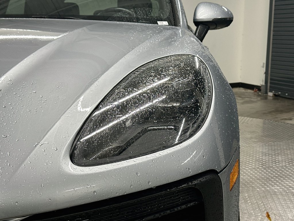 Certified 2021 Porsche Macan GTS AWD/4WD image 32