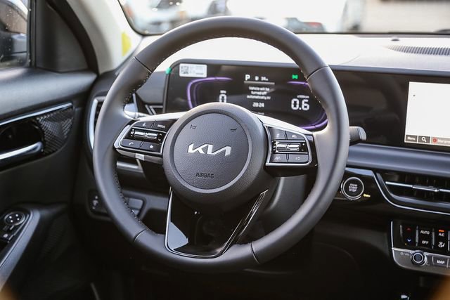 New 2026 Kia Seltos S FWD image 18