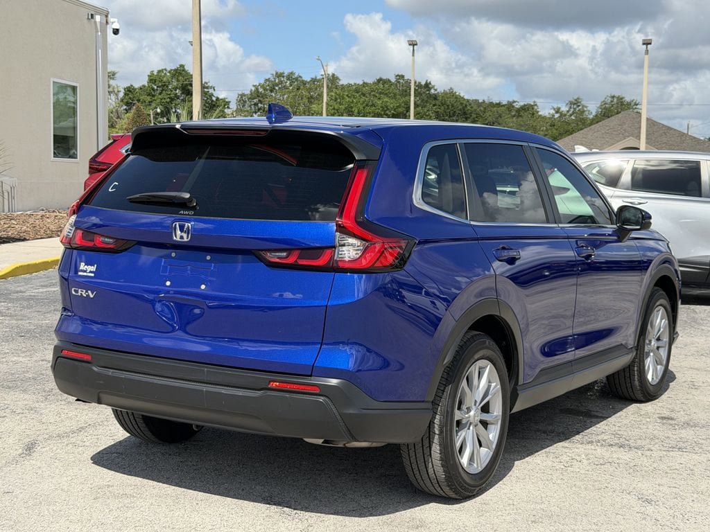 Used 2024 Honda CR-V EX image 5