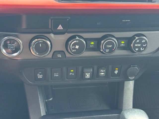Used 2019 Toyota Tacoma TRD Off-Road w/ Technology Package AWD/4WD image 67