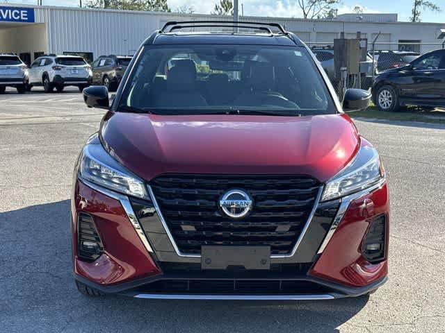 Used 2021 Nissan Kicks SR w/ SR Premium Package FWD image 9