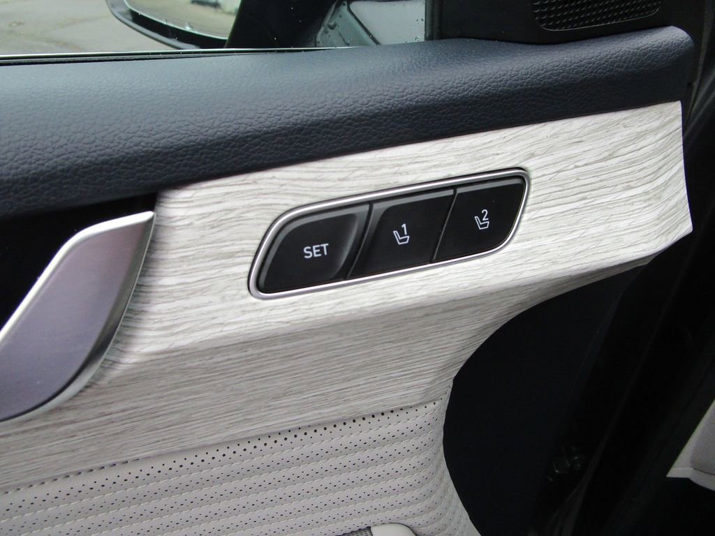 Used 2024 Hyundai Palisade Calligraphy AWD/4WD image 24