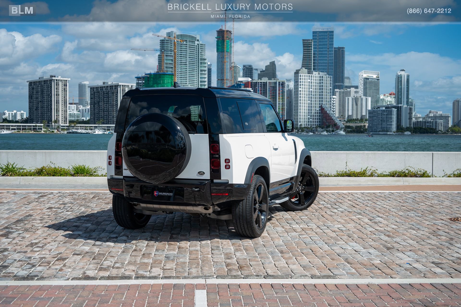 Used 2022 Land Rover Defender 90 X-Dynamic HSE image 4