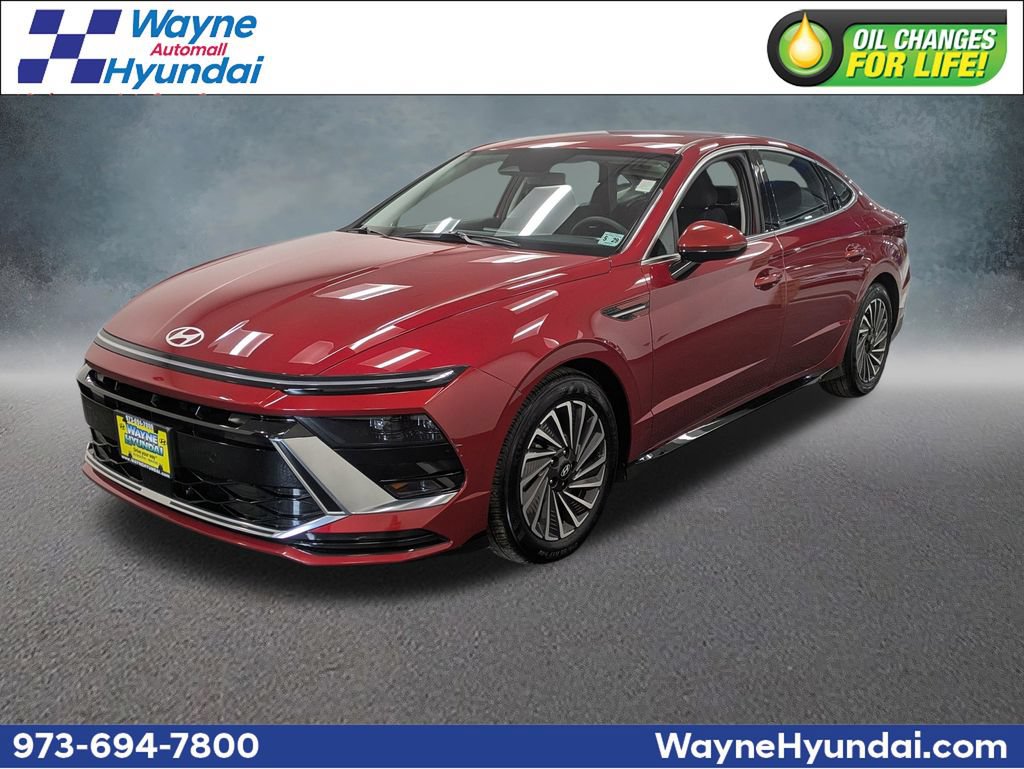 Certified 2024 Hyundai Sonata SEL FWD image 1