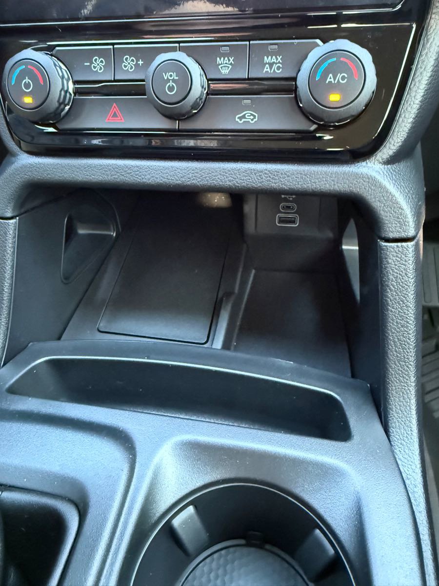 New 2025 Ford Ranger Lariat w/ Black Appearance Package image 22