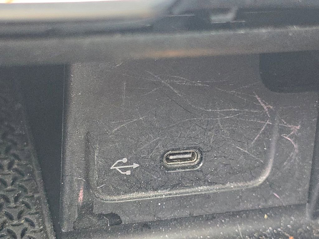 Used 2022 Mercedes-Benz C 300 4MATIC Sedan image 30