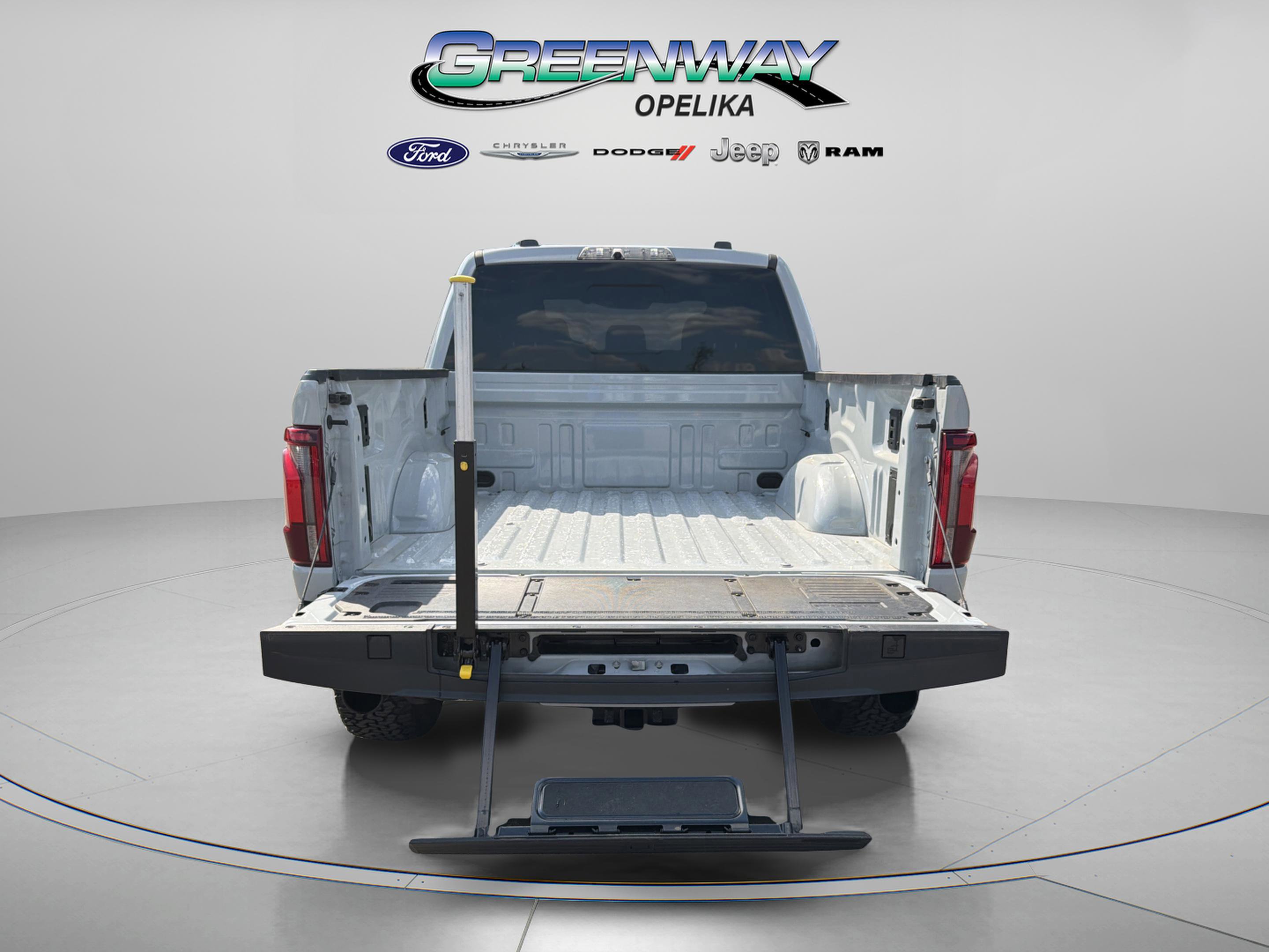 Used 2024 Ford F150 Raptor AWD/4WD image 7