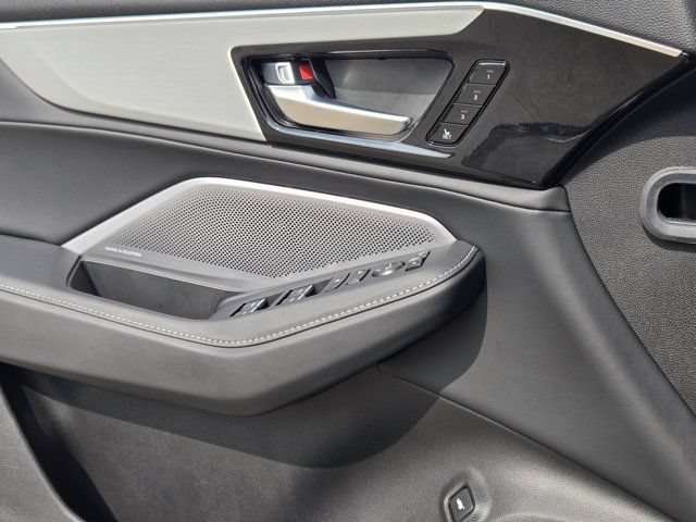 Certified 2026 Acura MDX w/ Technology Package FWD image 23