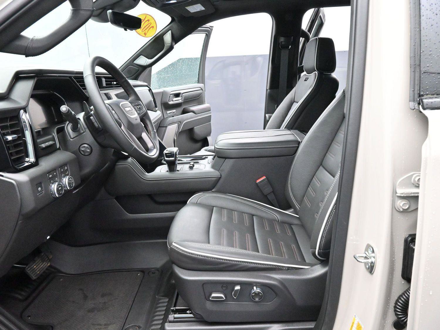 Used 2026 GMC Sierra 1500 AT4X image 13